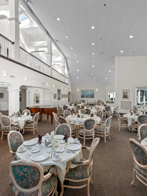 Chateau Lake San Marcos Community Care Center